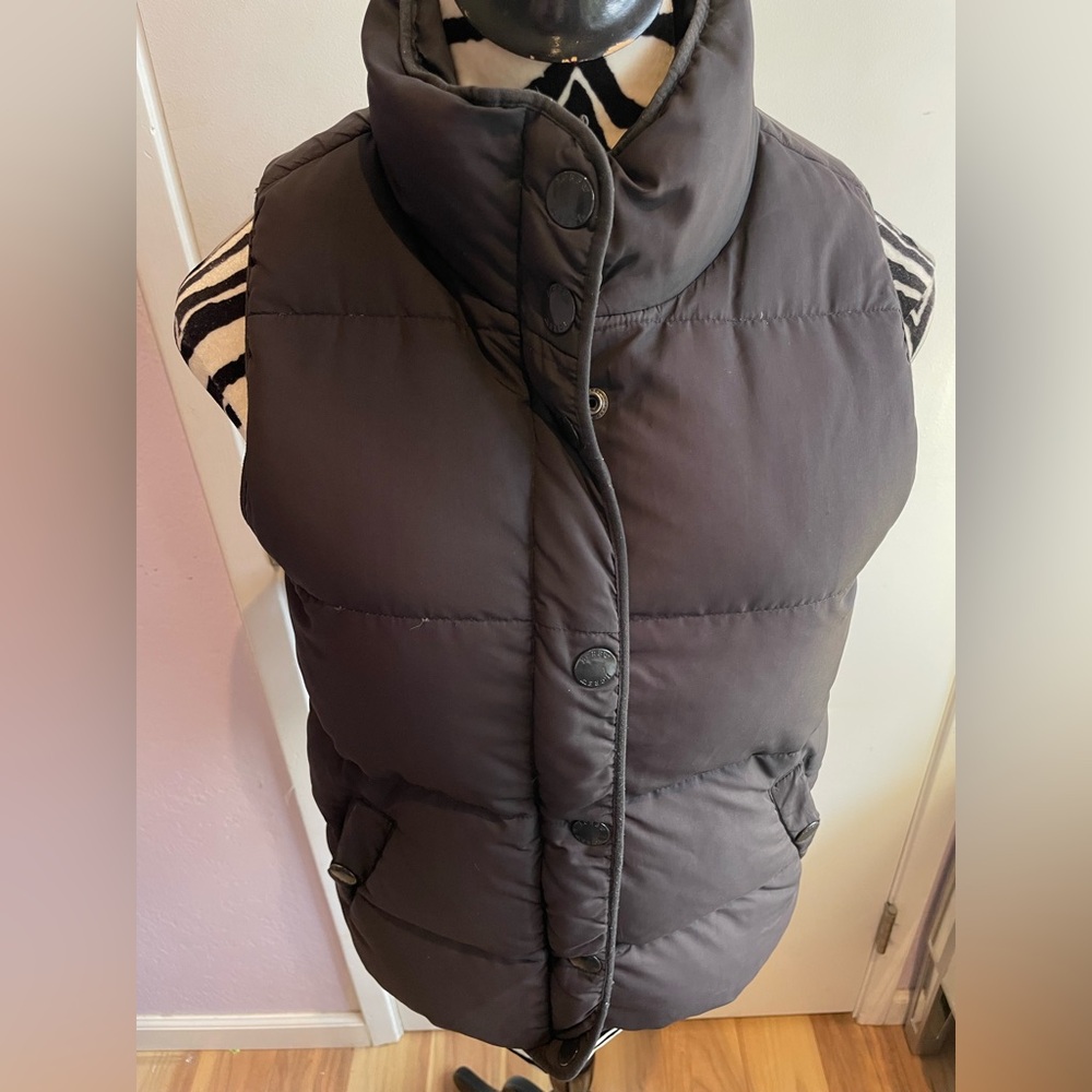 J.Crew Charcoal Puffer Vest - Picture 4 of 6